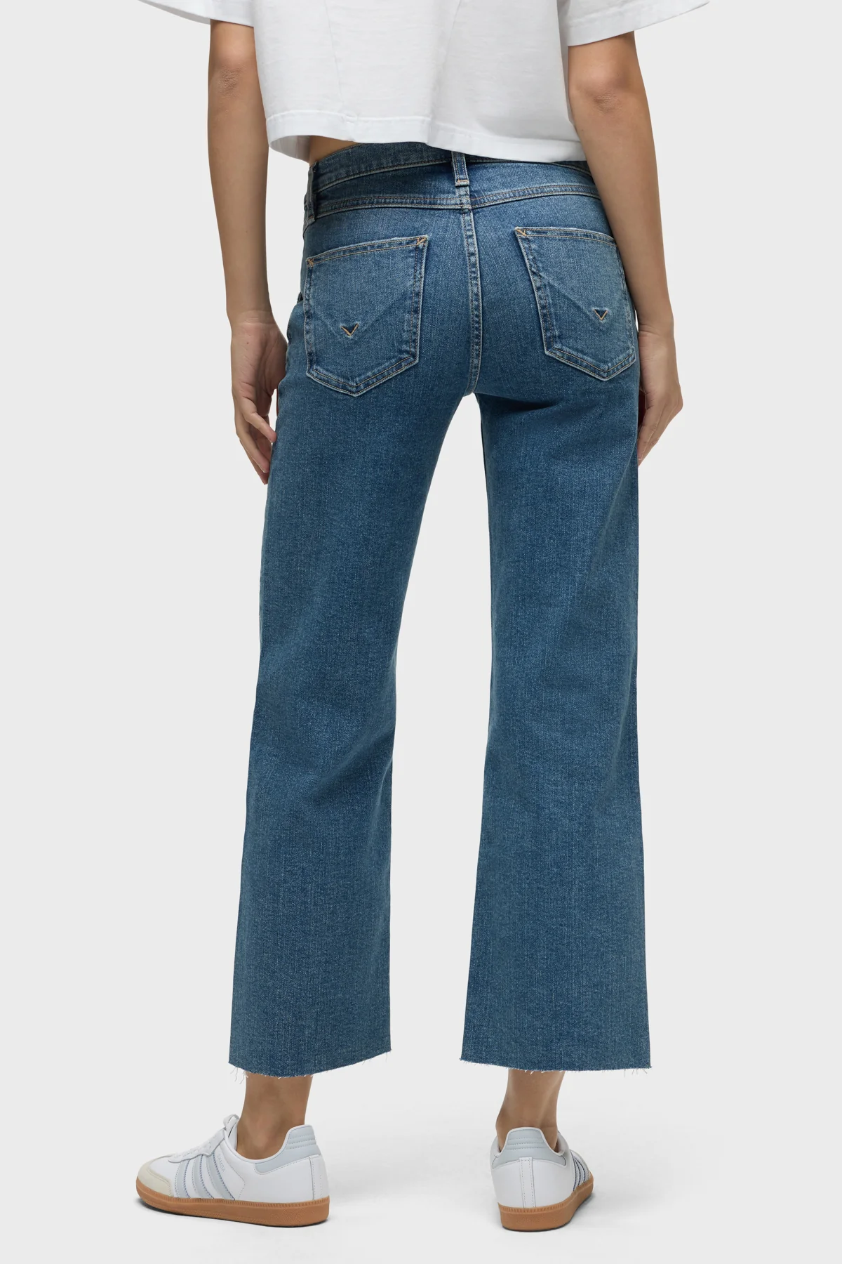 Rosie High-Rise Wide Leg Ankle Jean in Barcelona