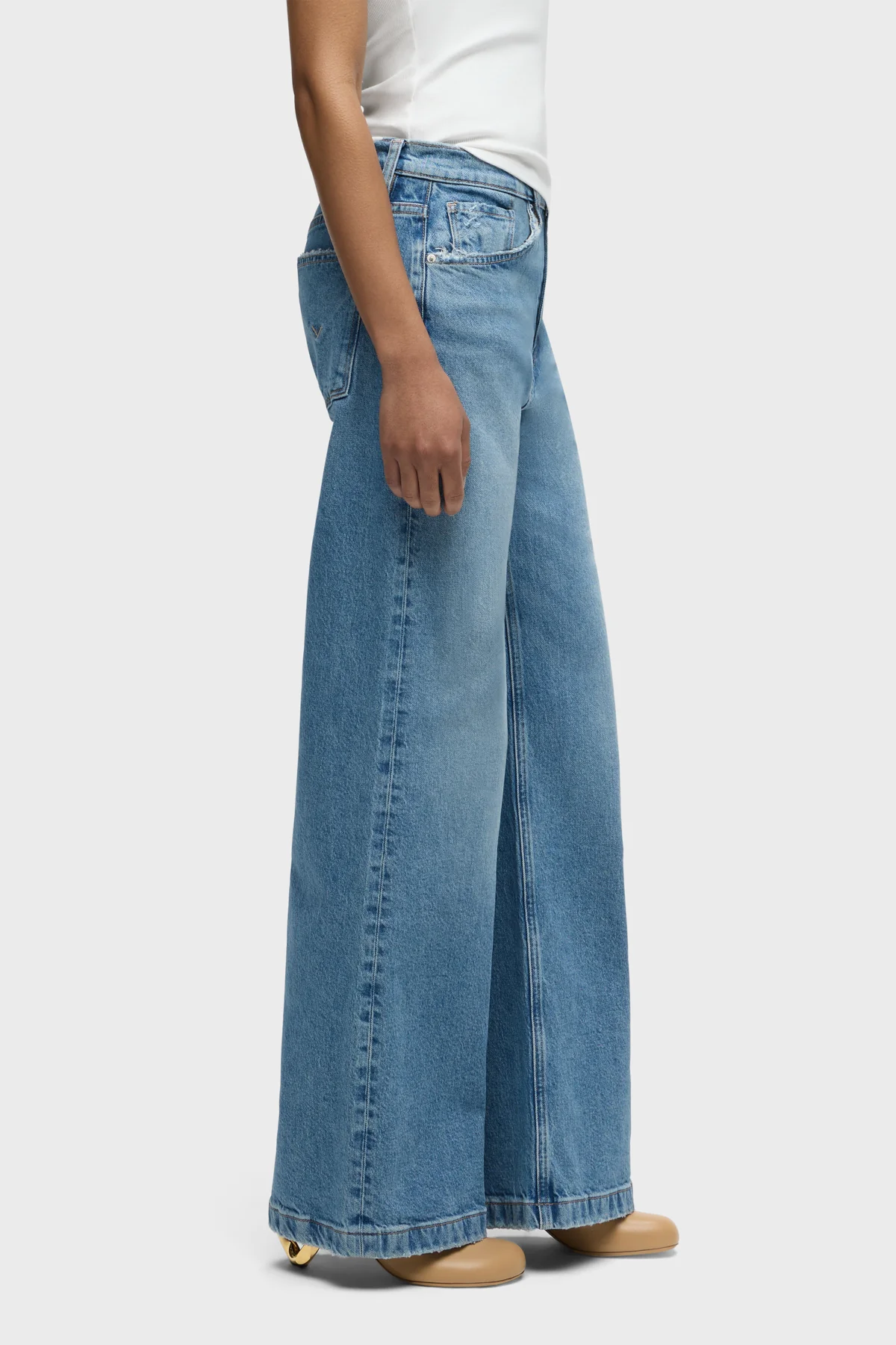 Jodie Loose Fit Wide Leg Jean in Goddess